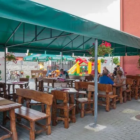 Πανσιόν Slanina 3*