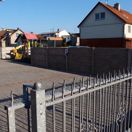 Slanina 招待所 Kravaře